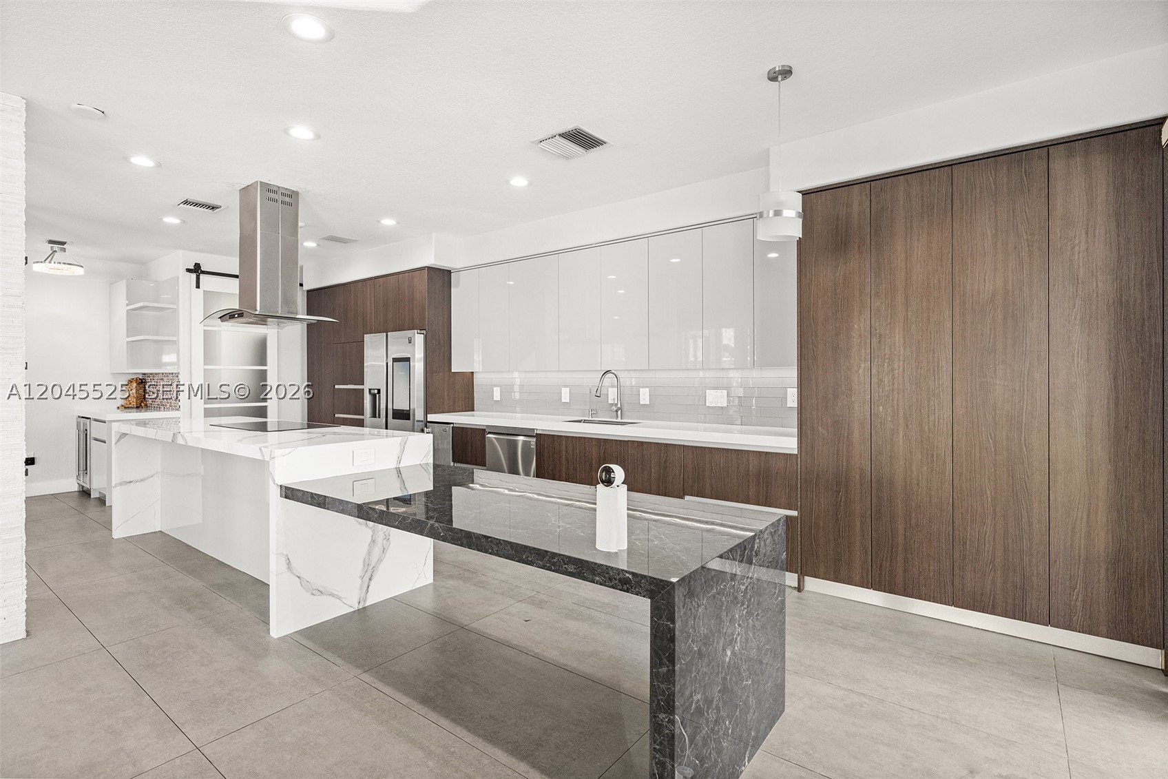 1549 Shoreline Way, Hollywood FL 33019