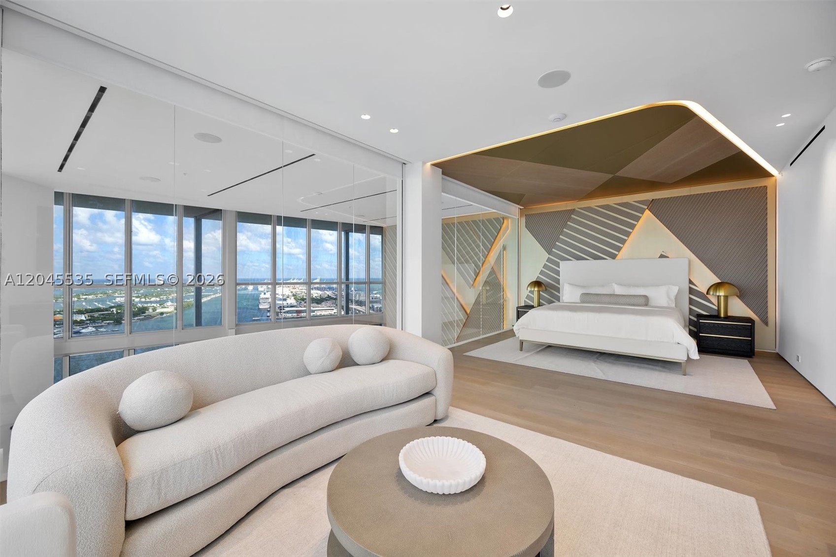 1100 Biscayne Blvd #3906, Miami FL 33132