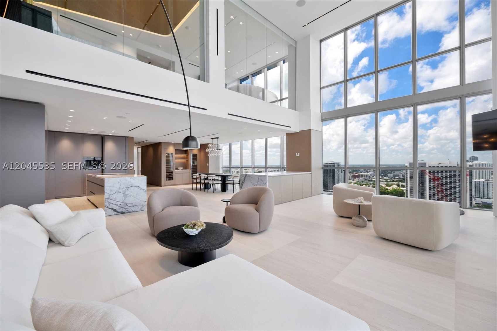 1100 Biscayne Blvd #3906, Miami FL 33132