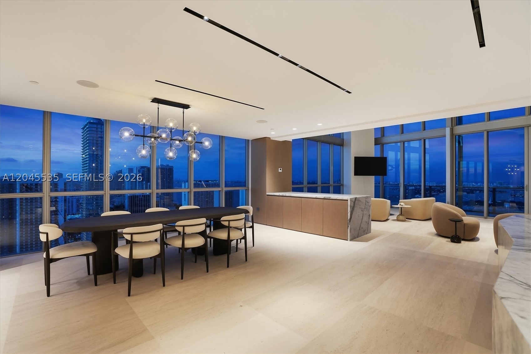 1100 Biscayne Blvd #3906, Miami FL 33132