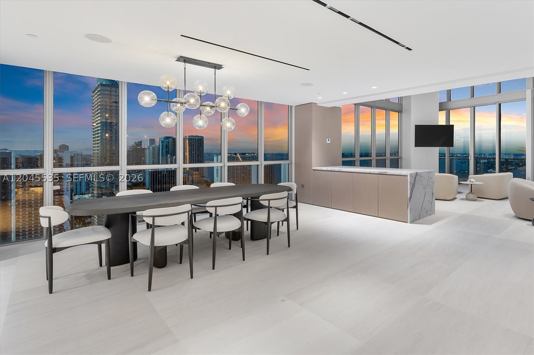1100 Biscayne Blvd #3906, Miami FL 33132