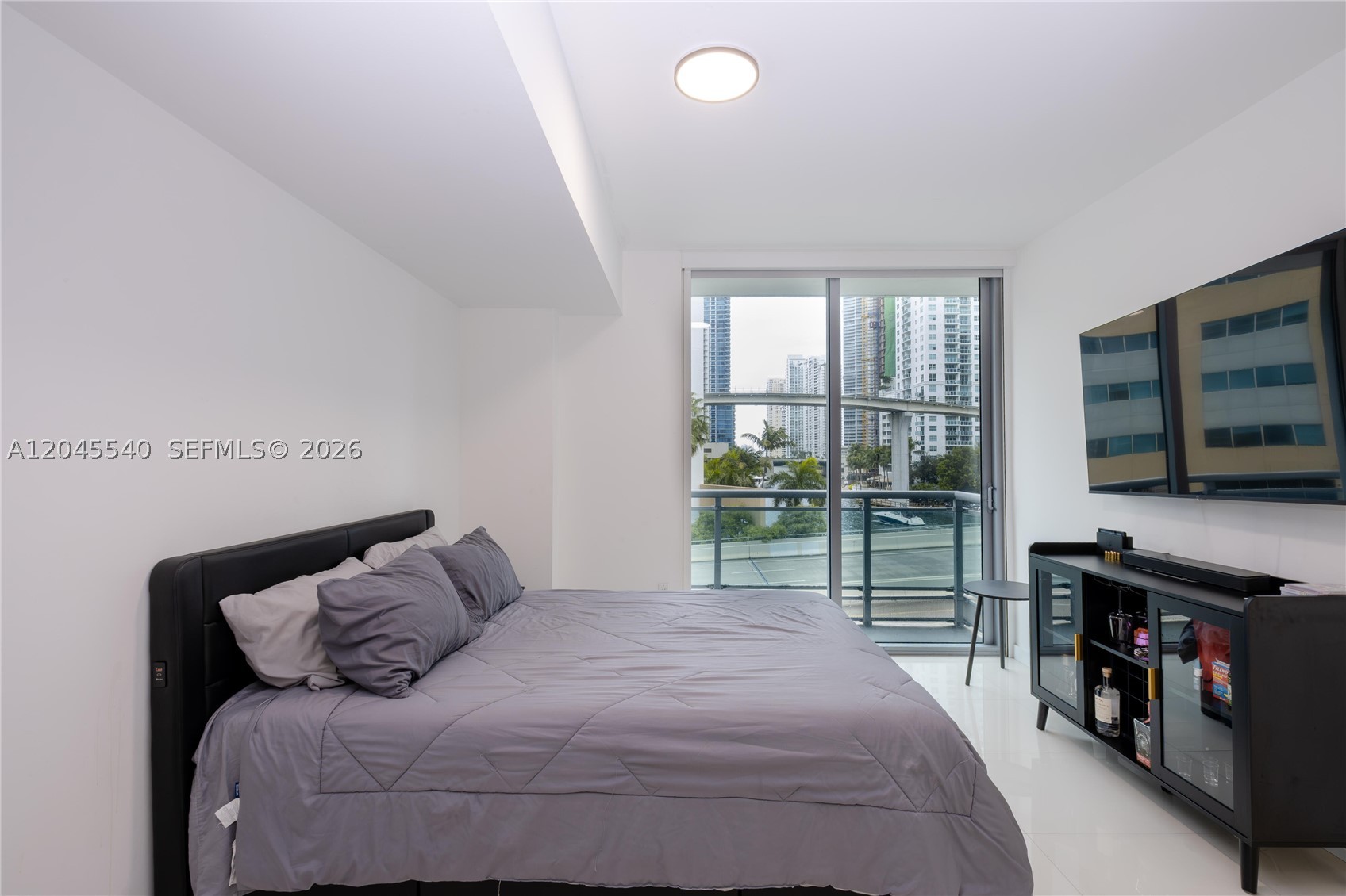 350 S Miami Ave #306, Miami FL 33130