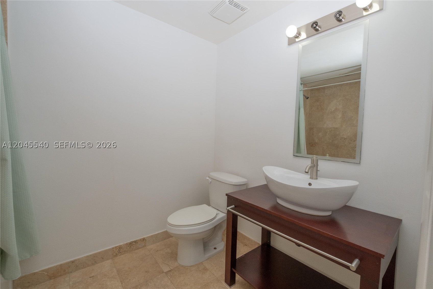 350 S Miami Ave #306, Miami FL 33130