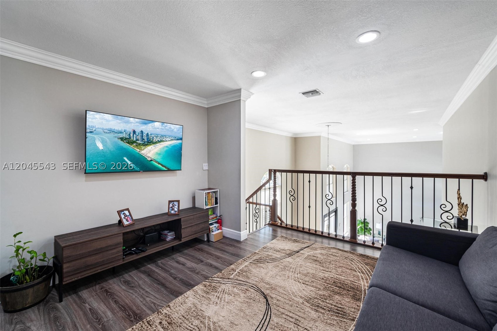 15941 NW 83rd Ave, Miami Lakes FL 33016