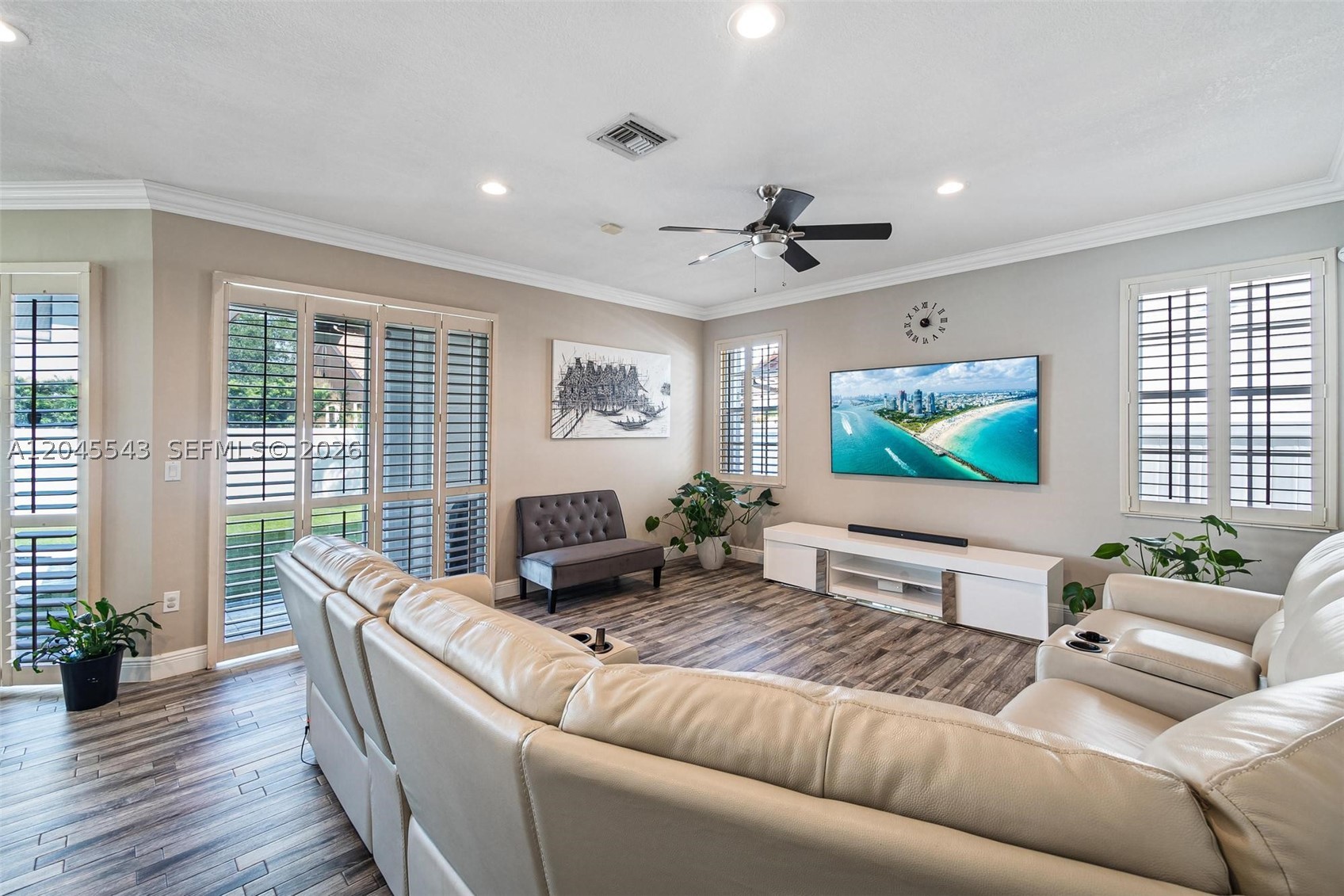 15941 NW 83rd Ave, Miami Lakes FL 33016