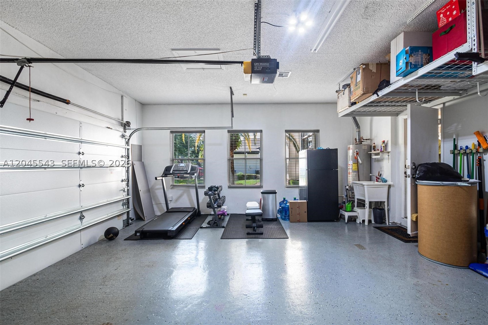 15941 NW 83rd Ave, Miami Lakes FL 33016