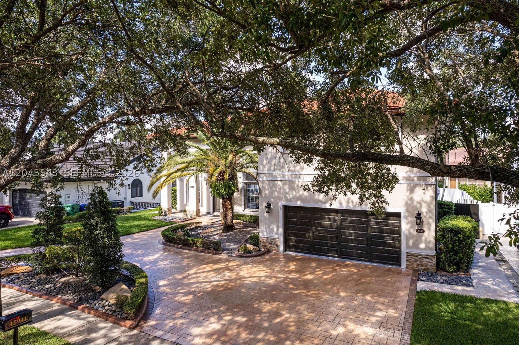 15941 NW 83rd Ave, Miami Lakes FL 33016