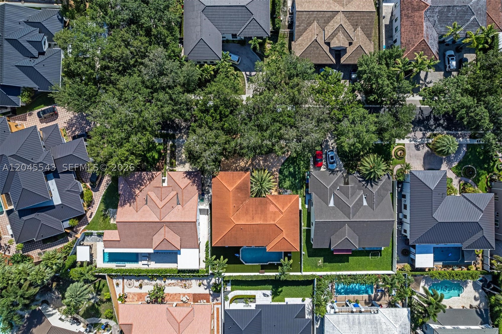 15941 NW 83rd Ave, Miami Lakes FL 33016