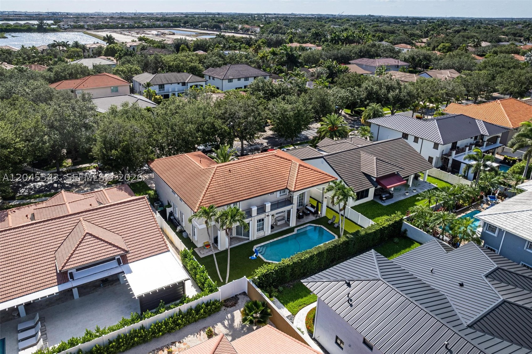 15941 NW 83rd Ave, Miami Lakes FL 33016
