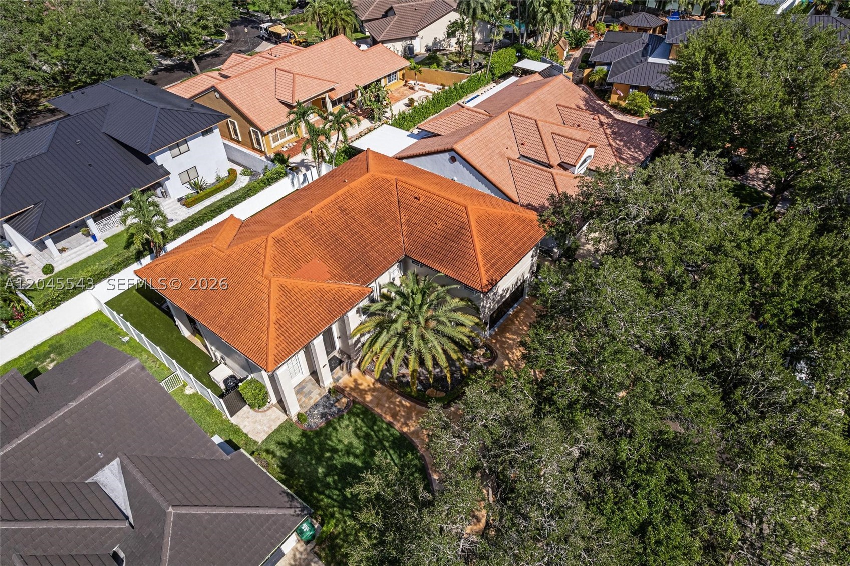 15941 NW 83rd Ave, Miami Lakes FL 33016