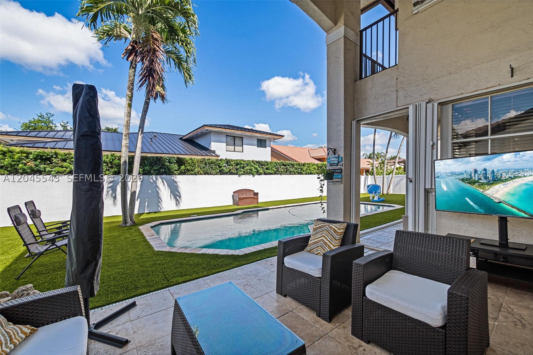 15941 NW 83rd Ave, Miami Lakes FL 33016
