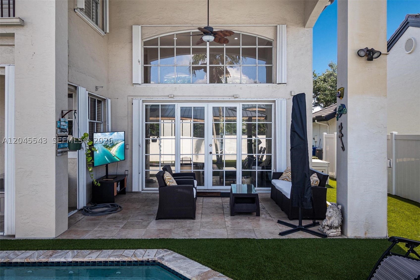 15941 NW 83rd Ave, Miami Lakes FL 33016