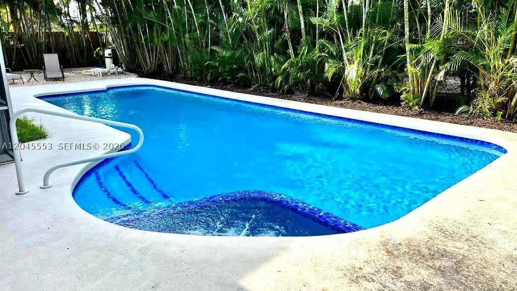 262 Bombay Ave, Lauderdale By The Sea FL 33308