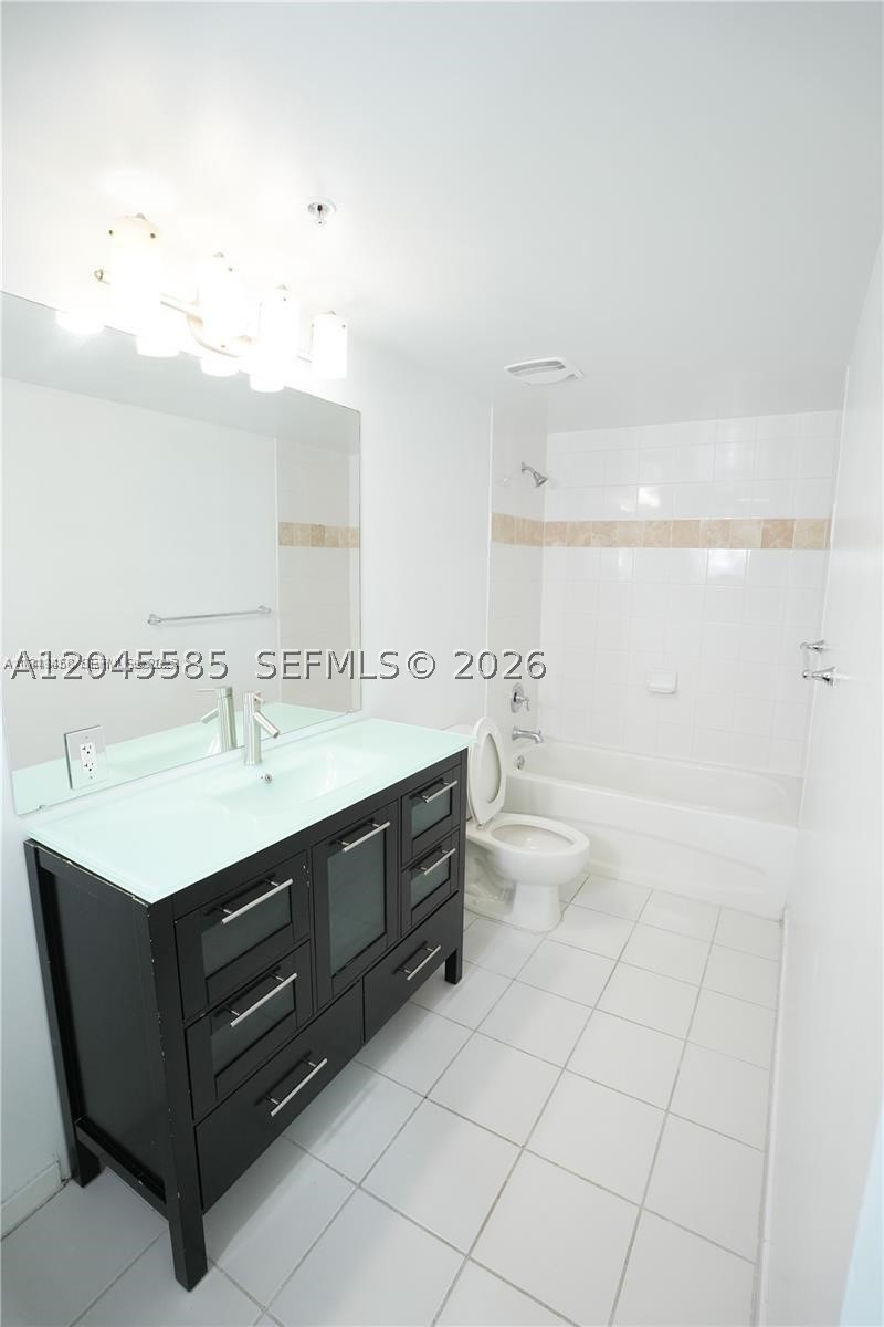 1861 NW S River Dr #2503, Miami FL 33125