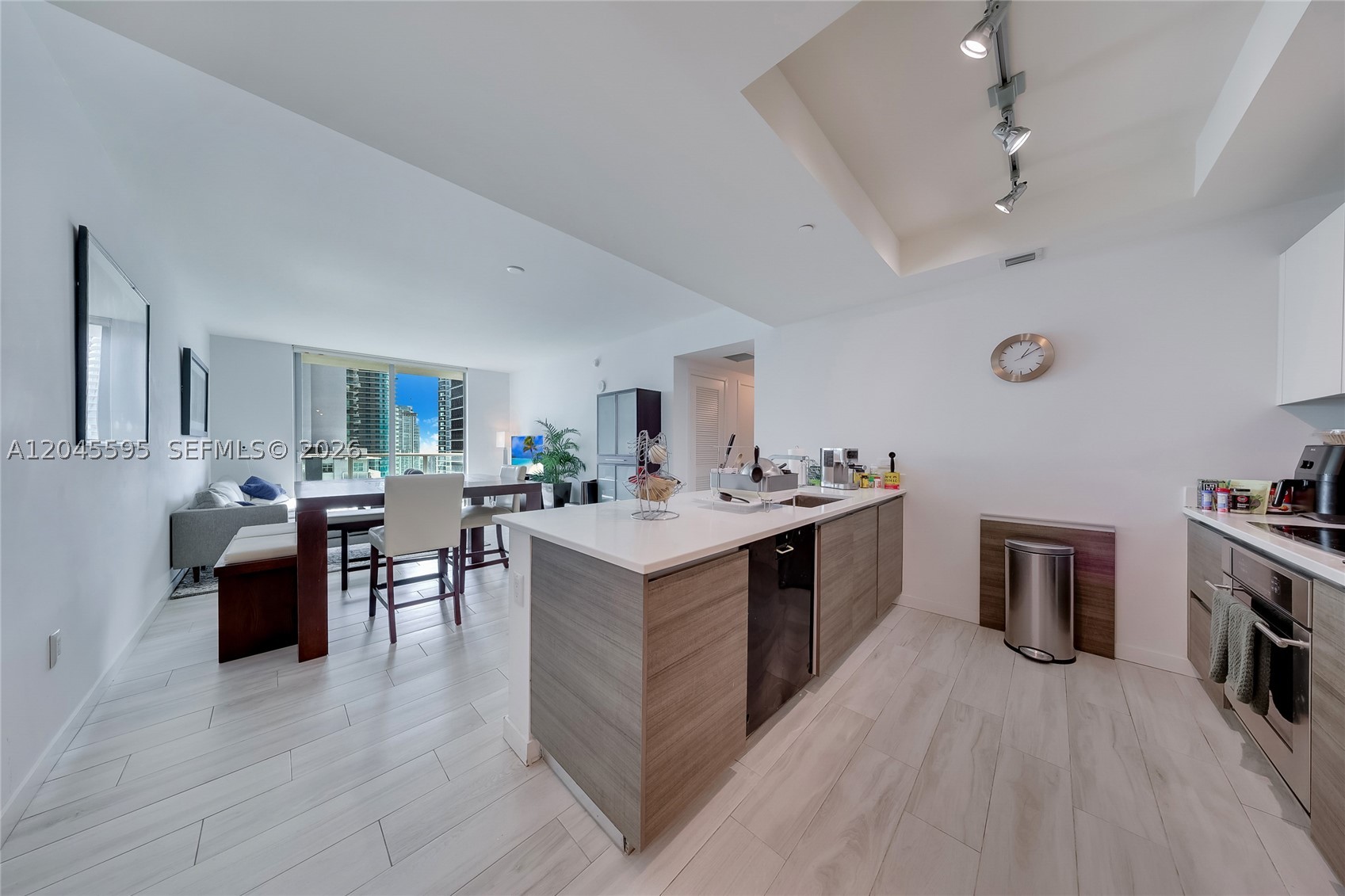 1100 S Miami Ave #2504, Miami FL 33130