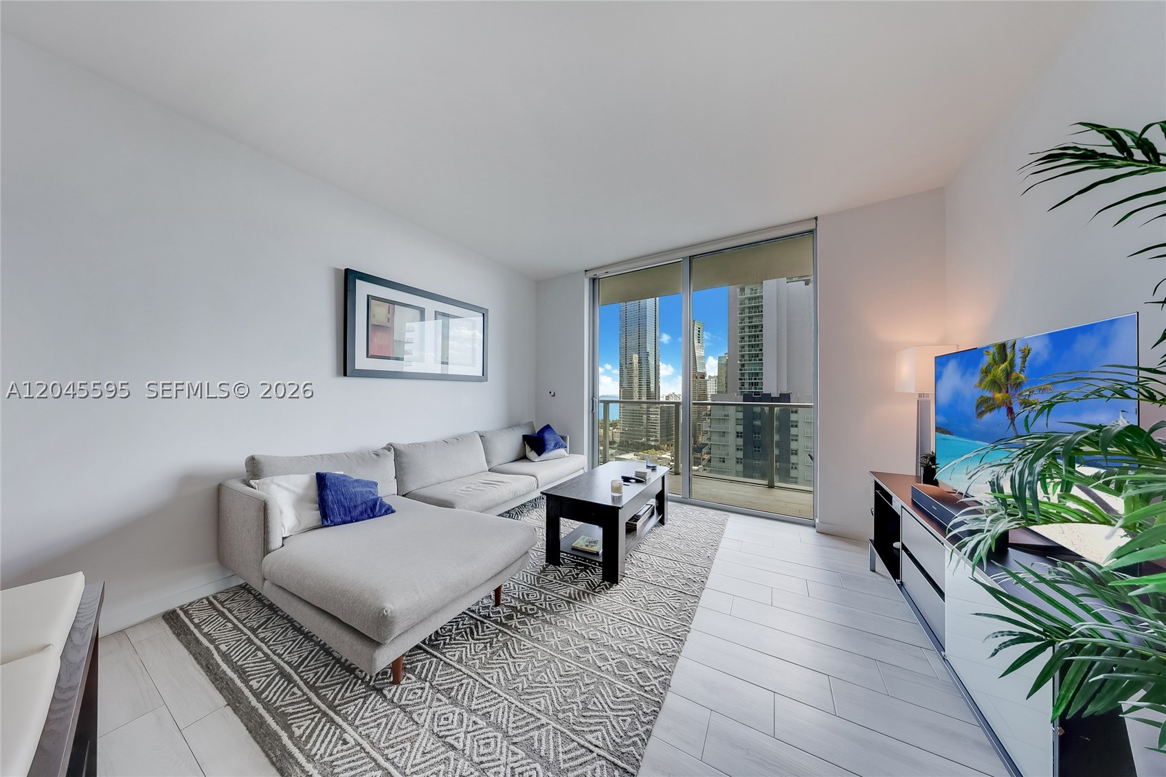 1100 S Miami Ave #2504, Miami FL 33130