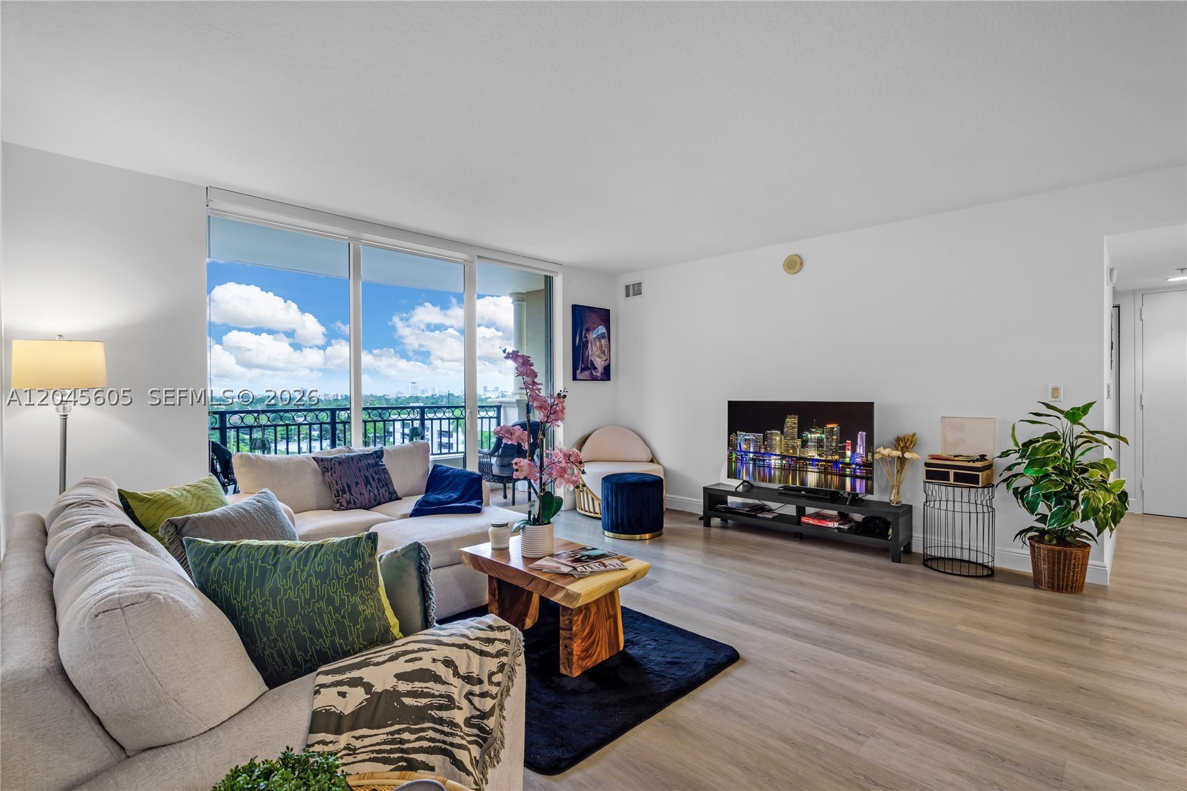 3232 SW 22nd Ter #804, Miami FL 33145