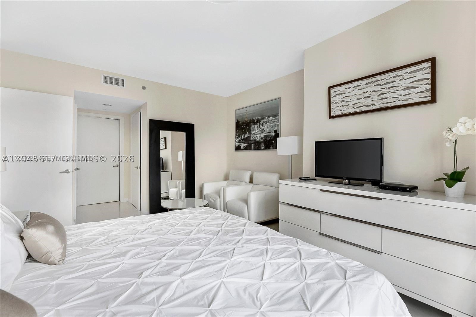485 Brickell Ave #3602, Miami FL 33131