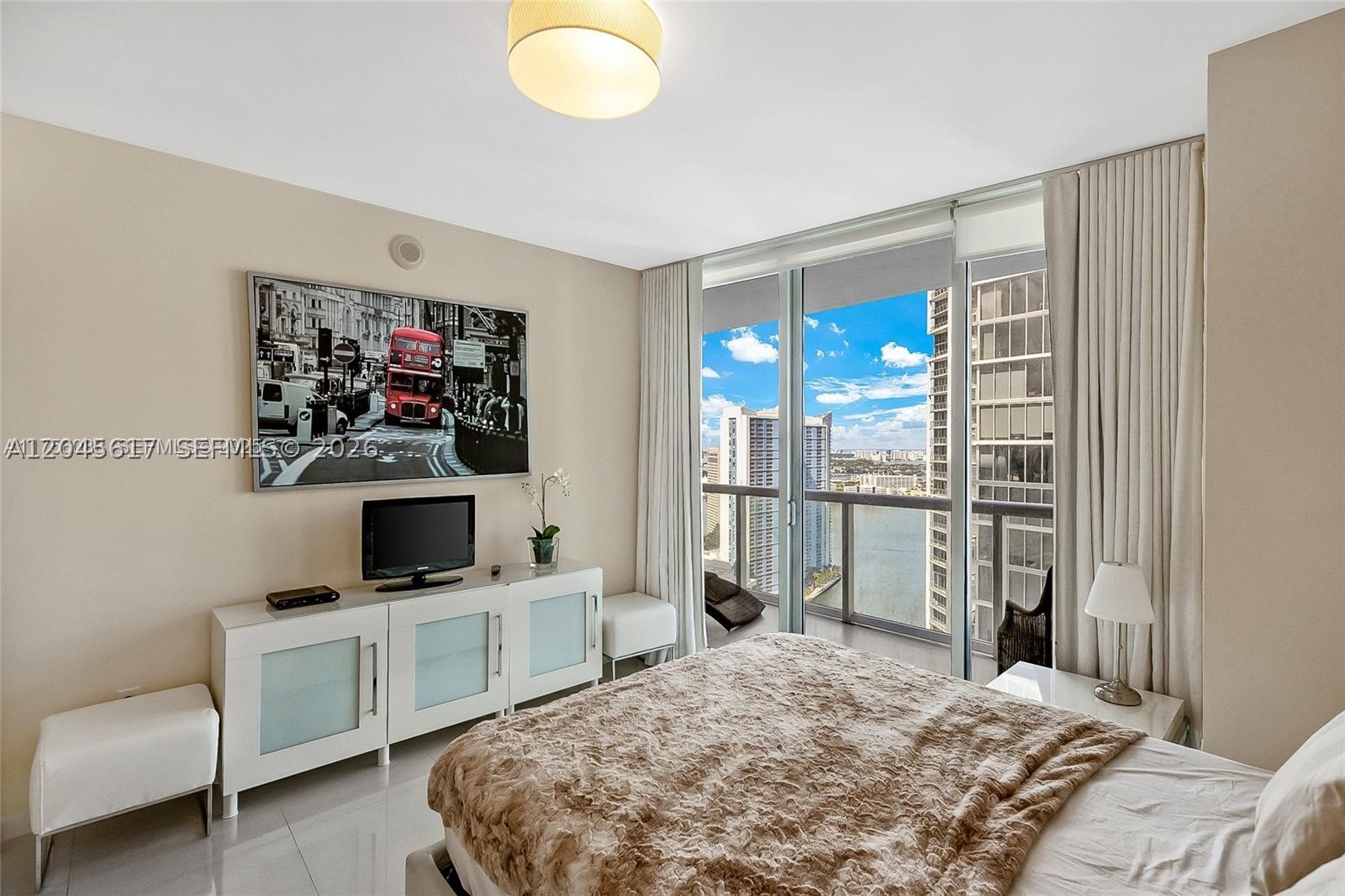 485 Brickell Ave #3602, Miami FL 33131