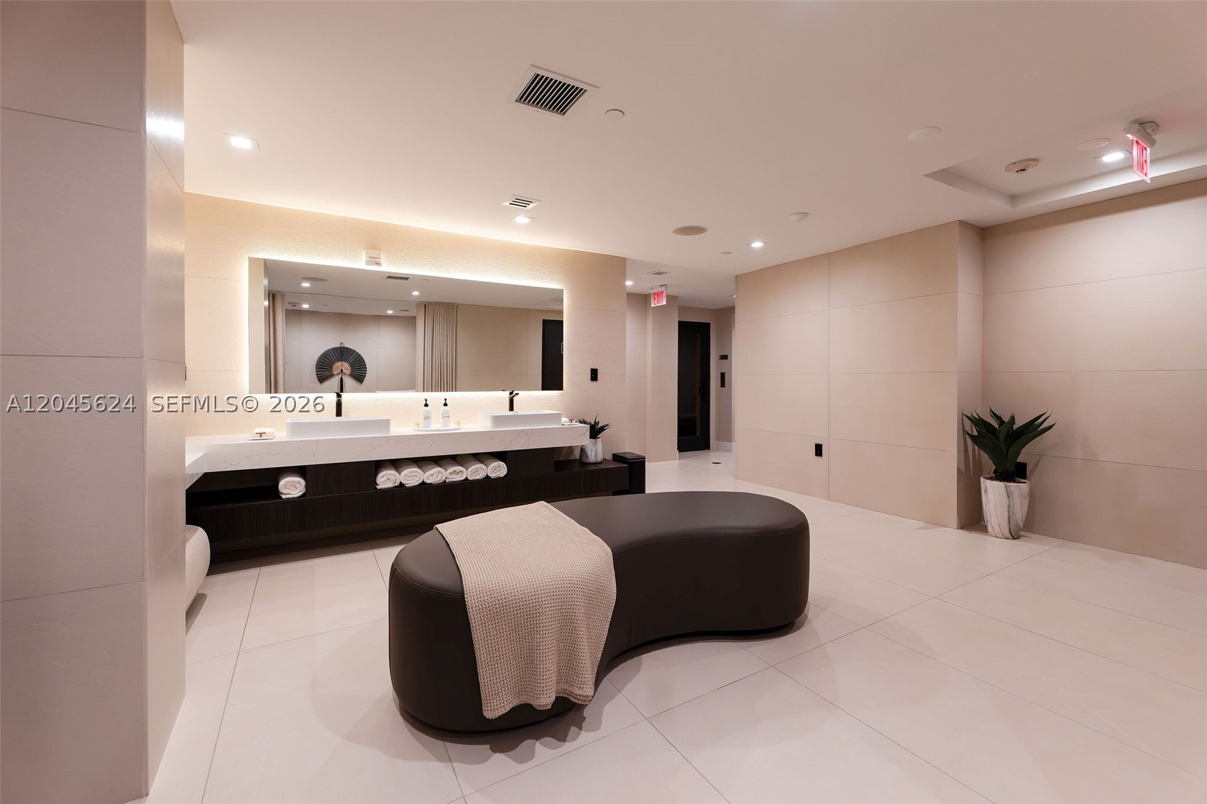 15901 Collins Ave #2502, Sunny Isles Beach FL 33160