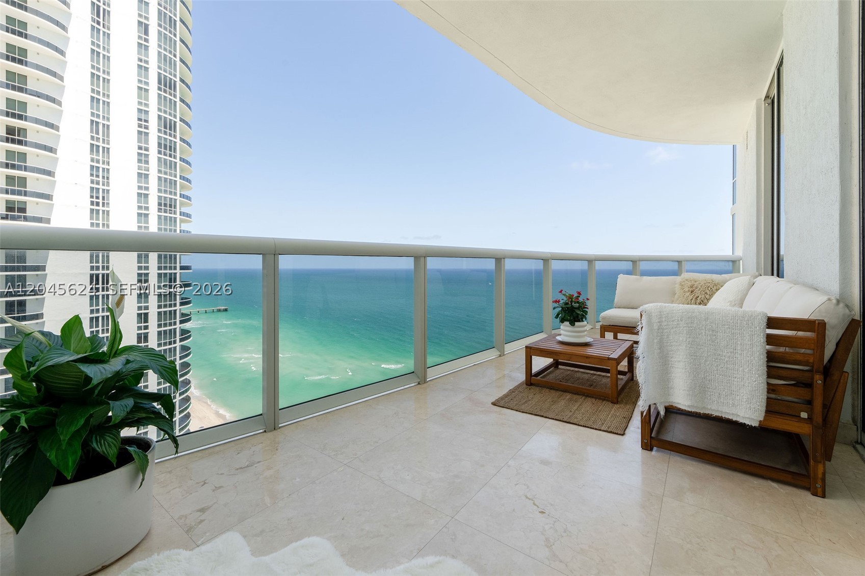 15901 Collins Ave #2502, Sunny Isles Beach FL 33160