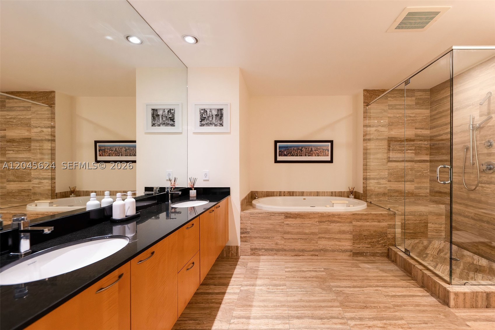 15901 Collins Ave #2502, Sunny Isles Beach FL 33160