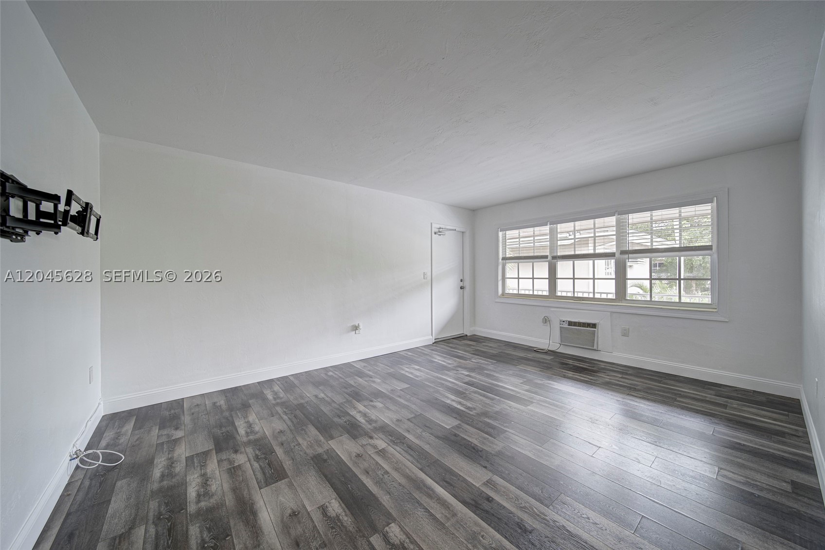 6565 Santona St #B19, Coral Gables FL 33146