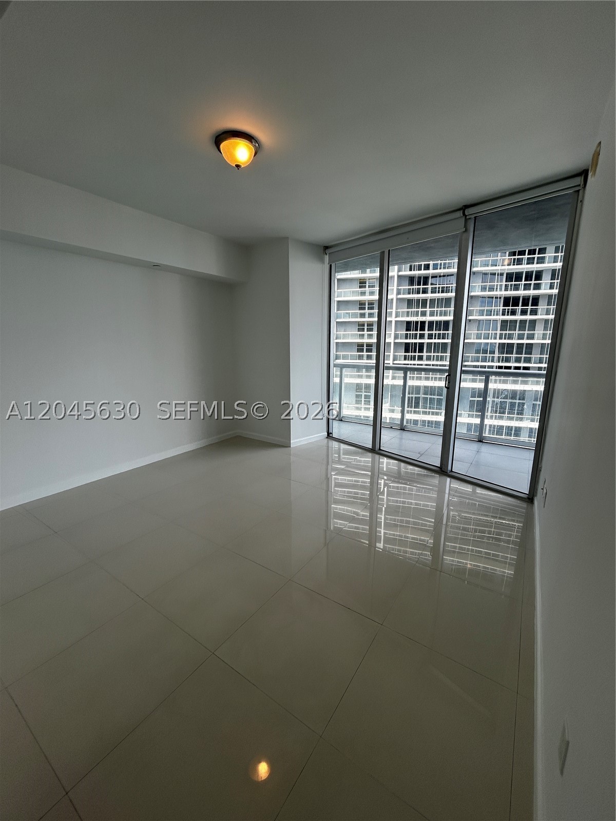 495 Brickell Ave #3106, Miami FL 33131