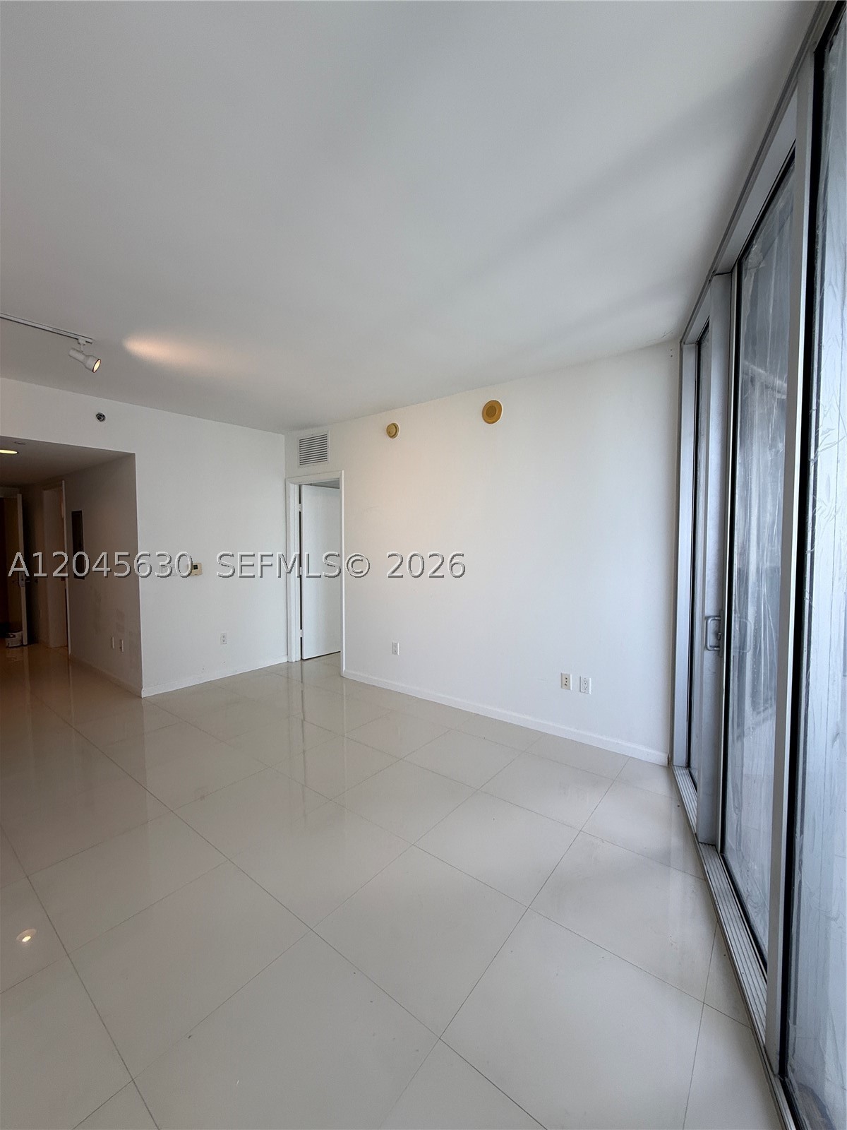 495 Brickell Ave #3106, Miami FL 33131