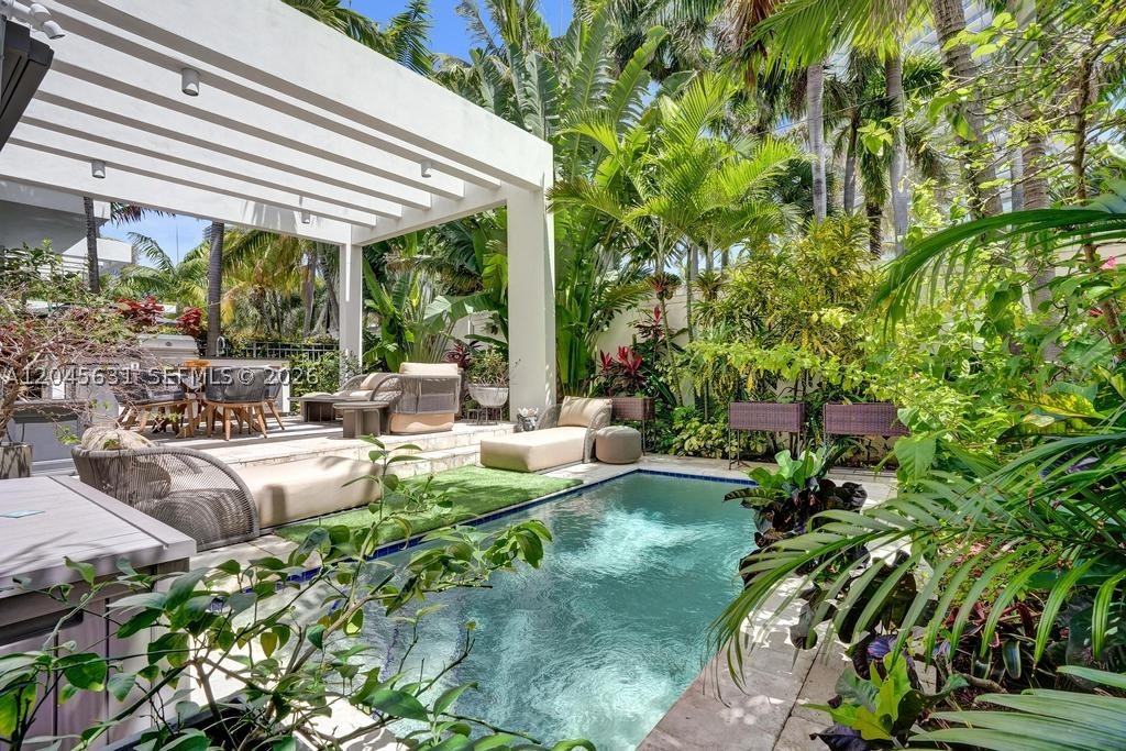 18985 Atlantic Blvd #0, Sunny Isles Beach FL 33160