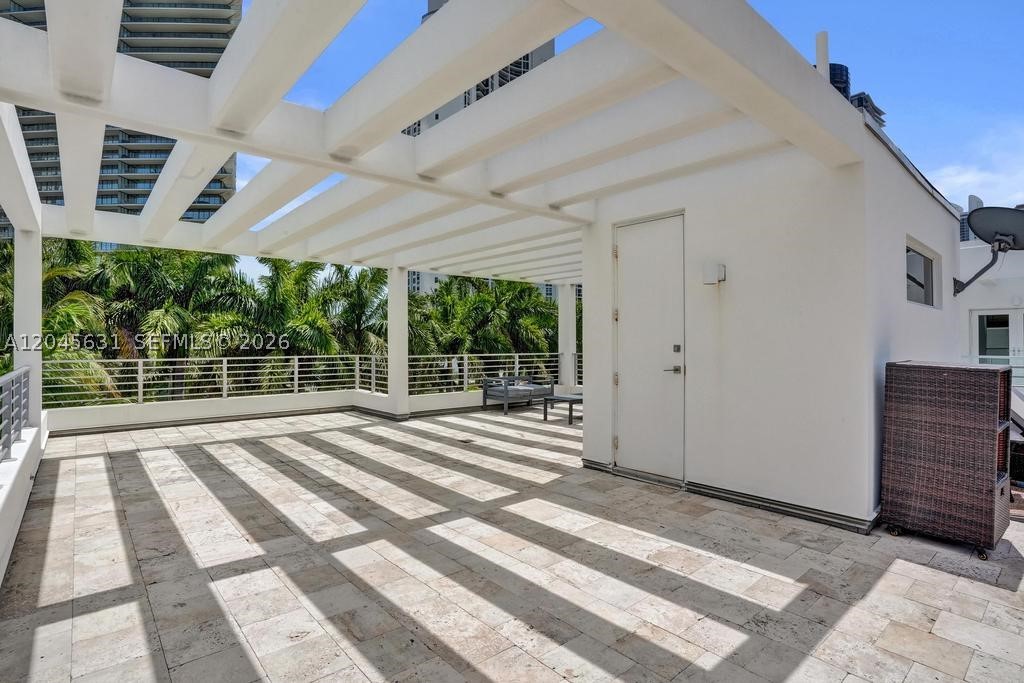 18985 Atlantic Blvd #0, Sunny Isles Beach FL 33160