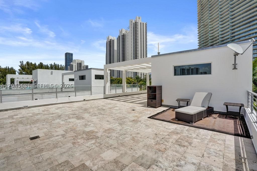18985 Atlantic Blvd #0, Sunny Isles Beach FL 33160
