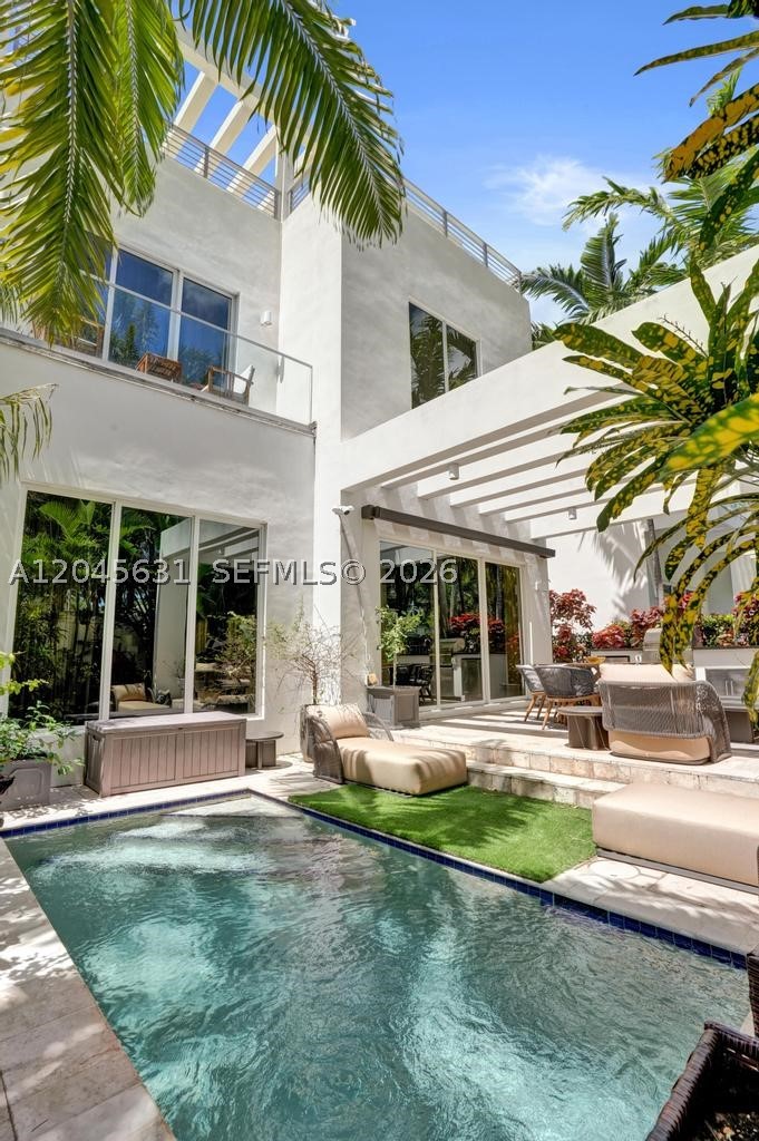 18985 Atlantic Blvd #0, Sunny Isles Beach FL 33160