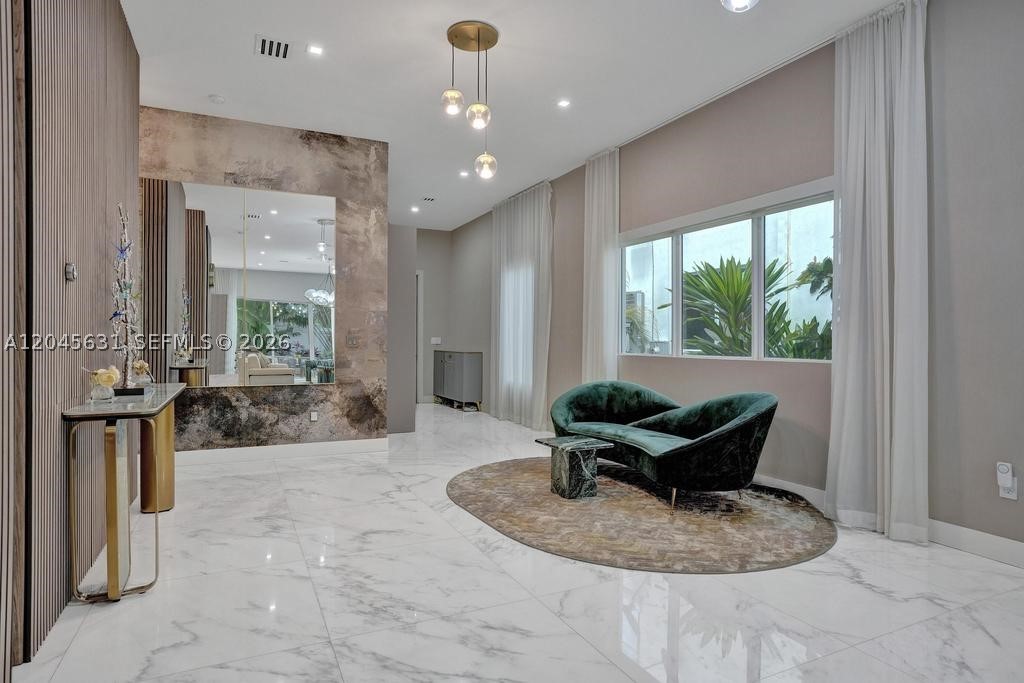 18985 Atlantic Blvd #0, Sunny Isles Beach FL 33160