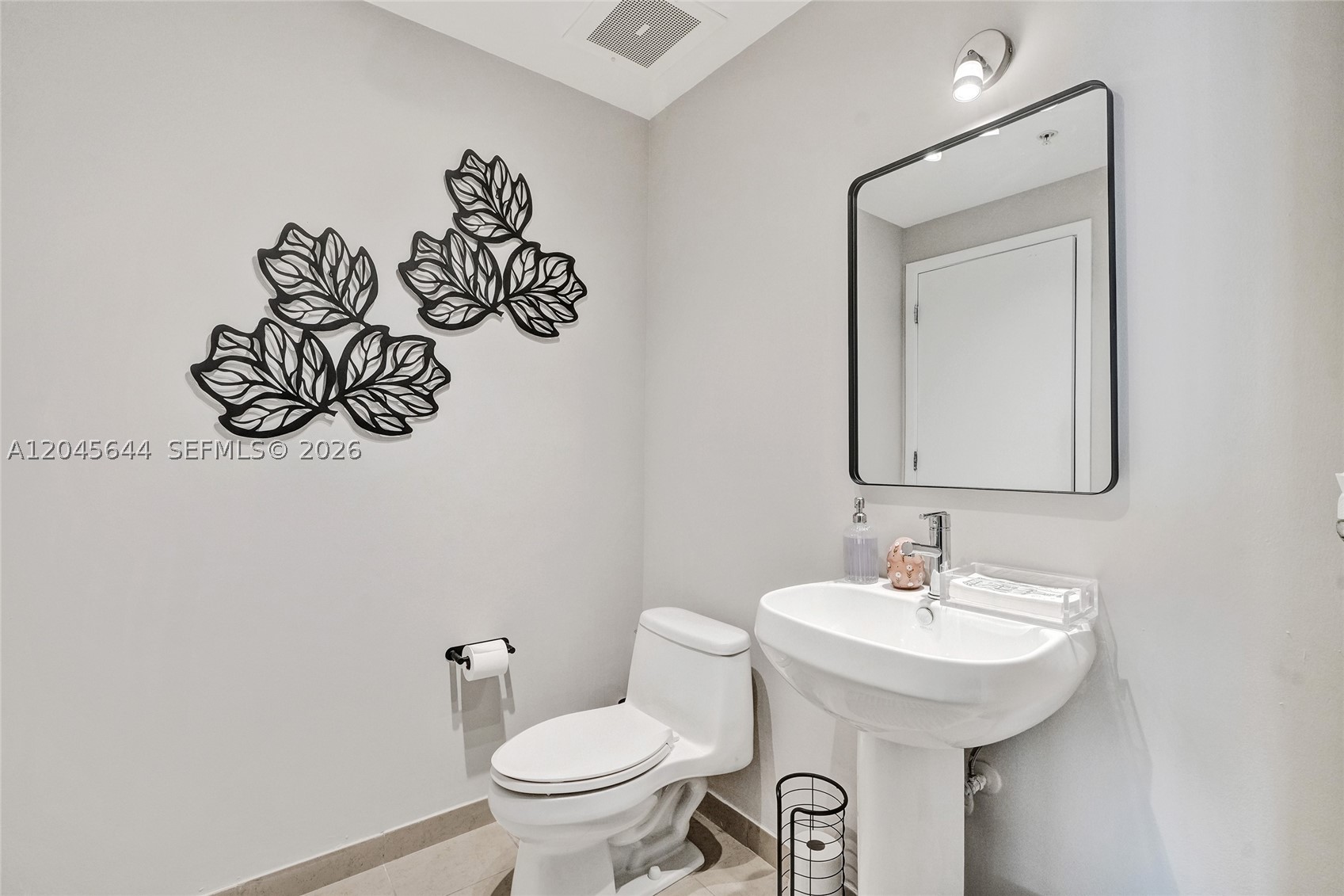 3301 NE 1st Ave #H2405, Miami FL 33137