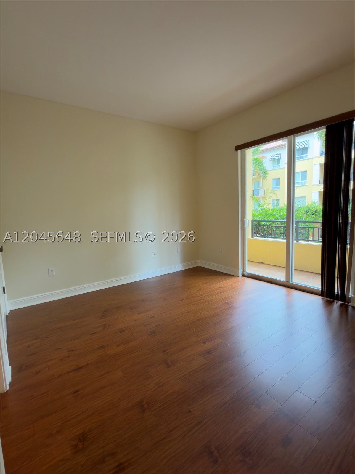 16100 Emerald Estates Dr #281, Weston FL 33331