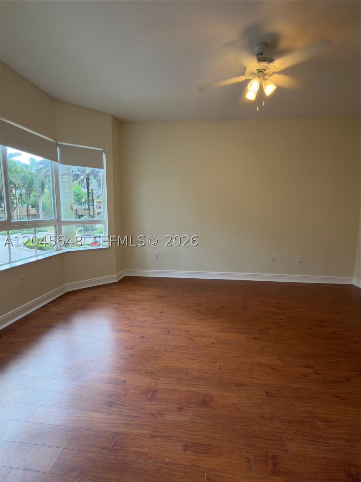 16100 Emerald Estates Dr #281, Weston FL 33331