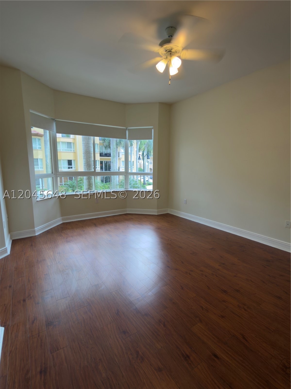 16100 Emerald Estates Dr #281, Weston FL 33331