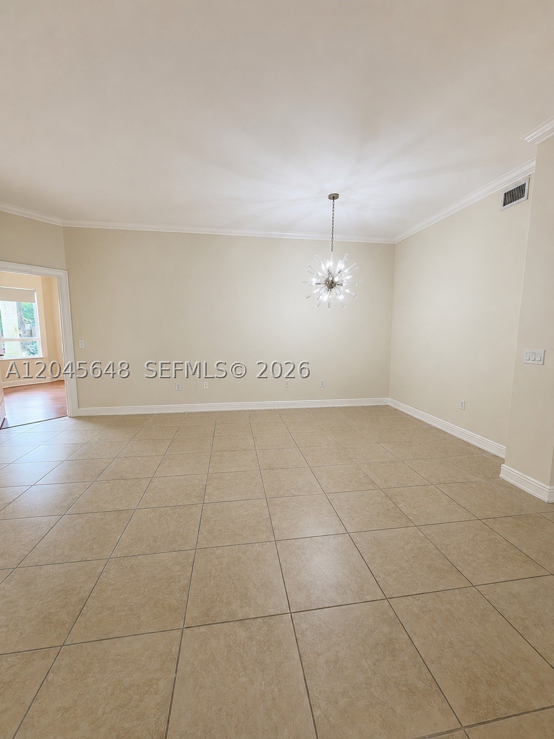 16100 Emerald Estates Dr #281, Weston FL 33331