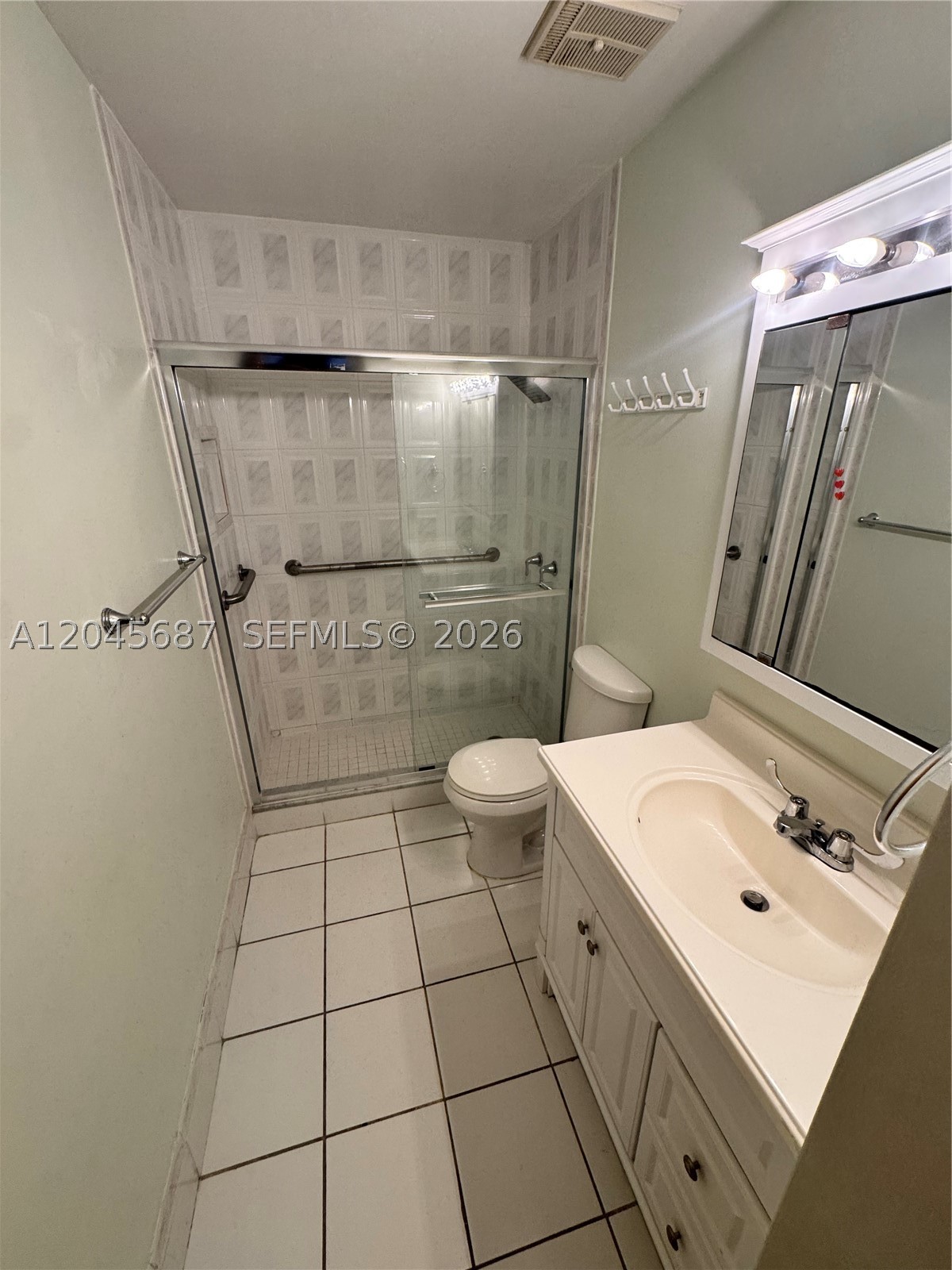 421 Swallow Dr #10, Miami Springs FL 33166