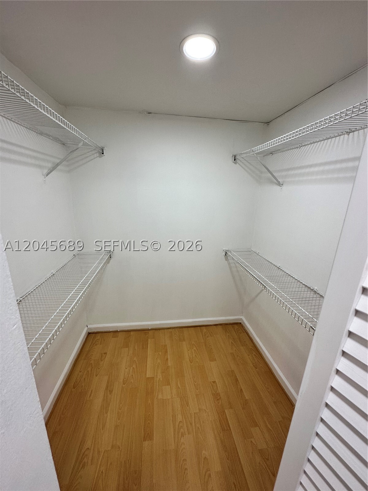 2333 Brickell Ave #1610, Miami FL 33129