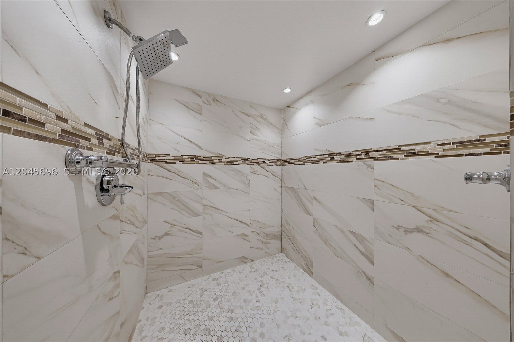 161 Crandon Blvd #326, Key Biscayne FL 33149