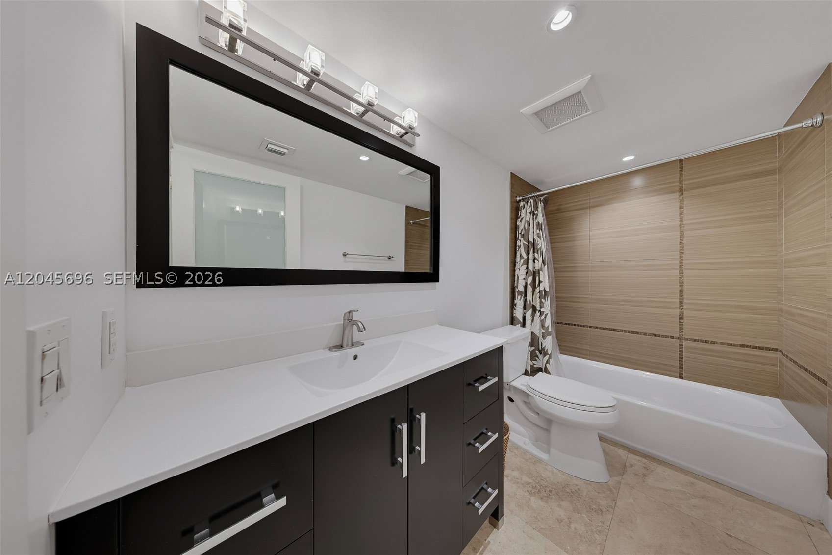 161 Crandon Blvd #326, Key Biscayne FL 33149