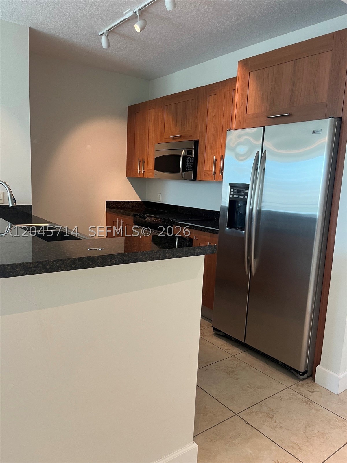 1300 Ponce De Leon Blvd #608, Coral Gables FL 33134