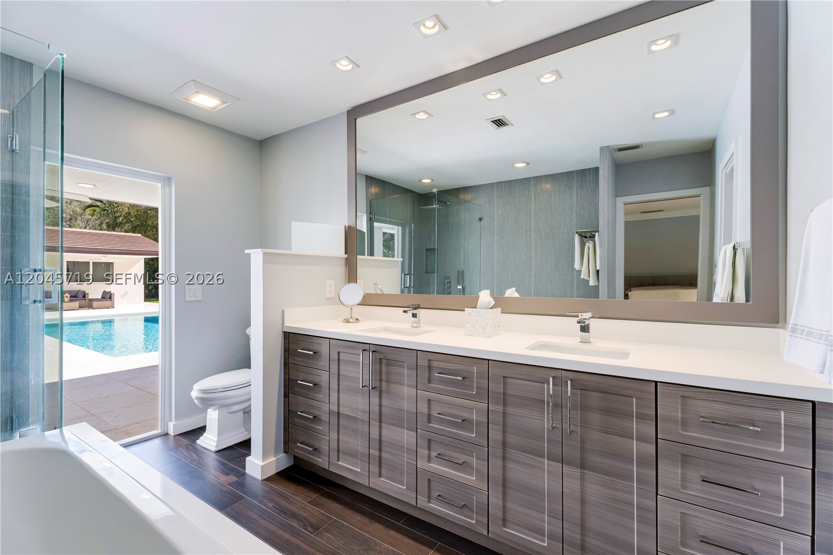 6700 SW 117th St, Pinecrest FL 33156