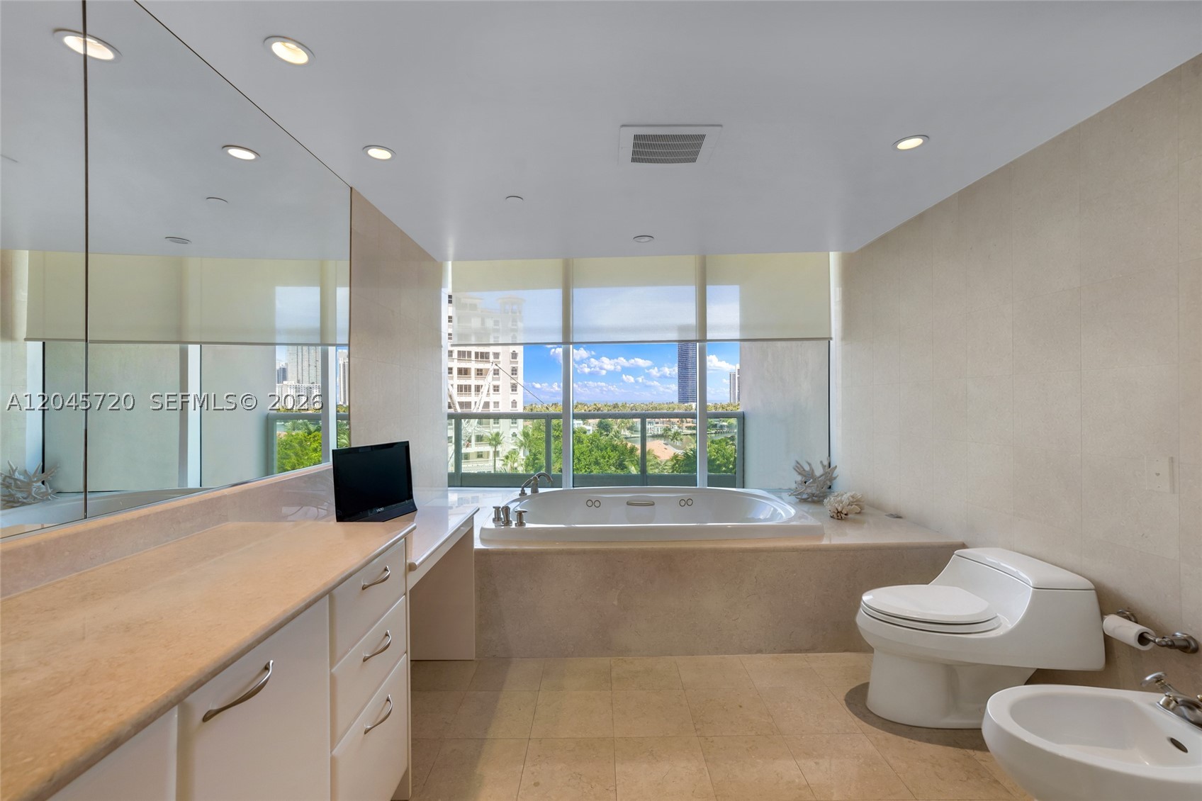 20155 NE 38th Ct #904, Aventura FL 33180