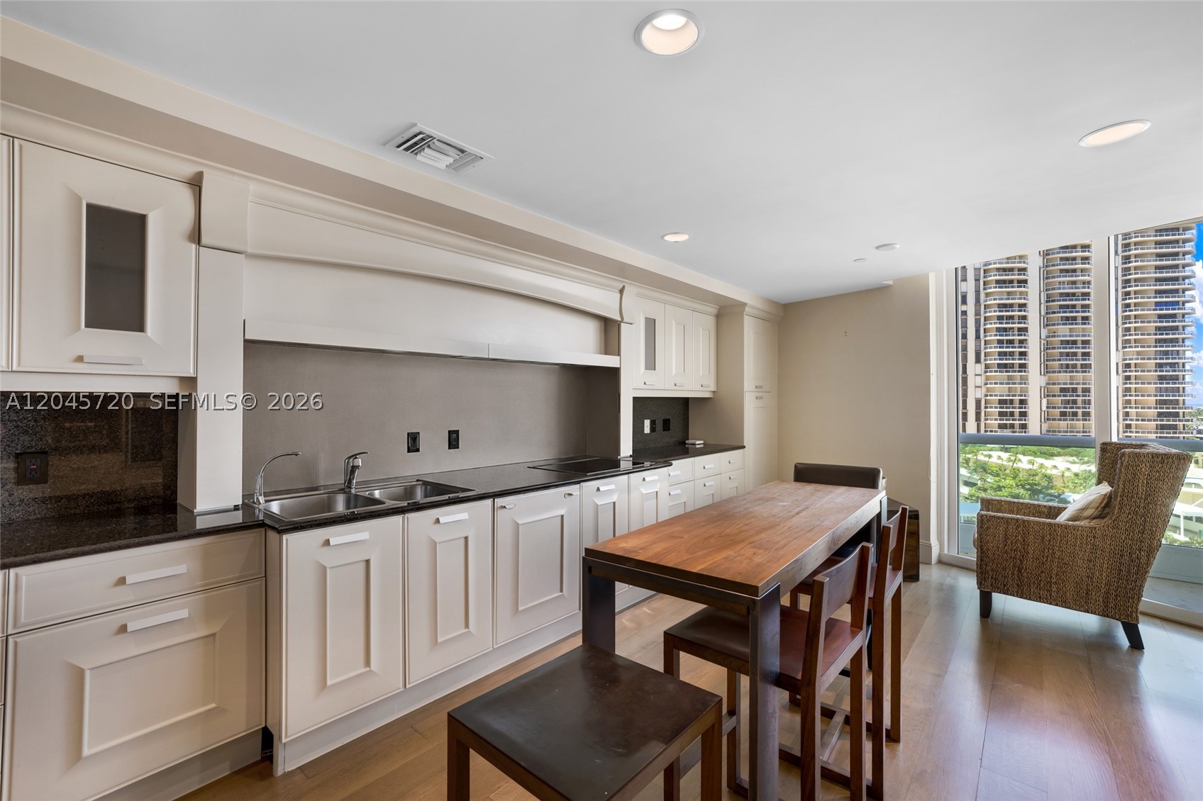 20155 NE 38th Ct #904, Aventura FL 33180