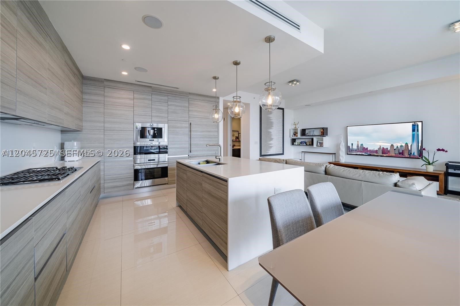 3250 NE 188th St #606, Aventura FL 33180
