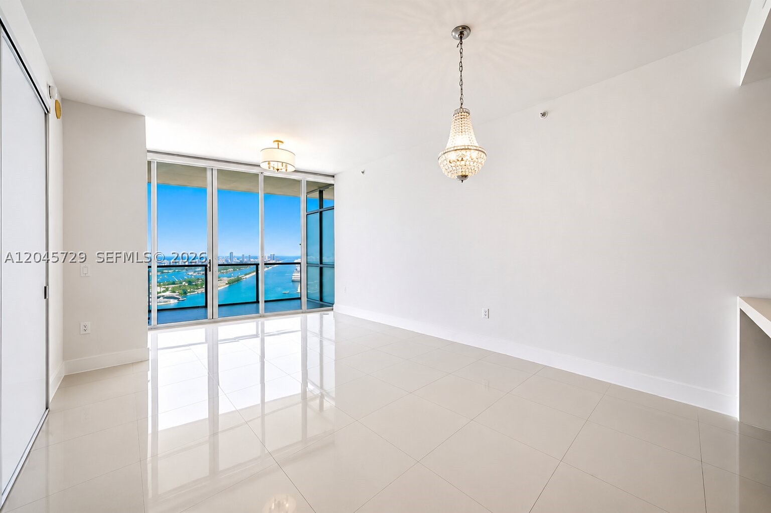1100 Biscayne Blvd #4402, Miami FL 33132