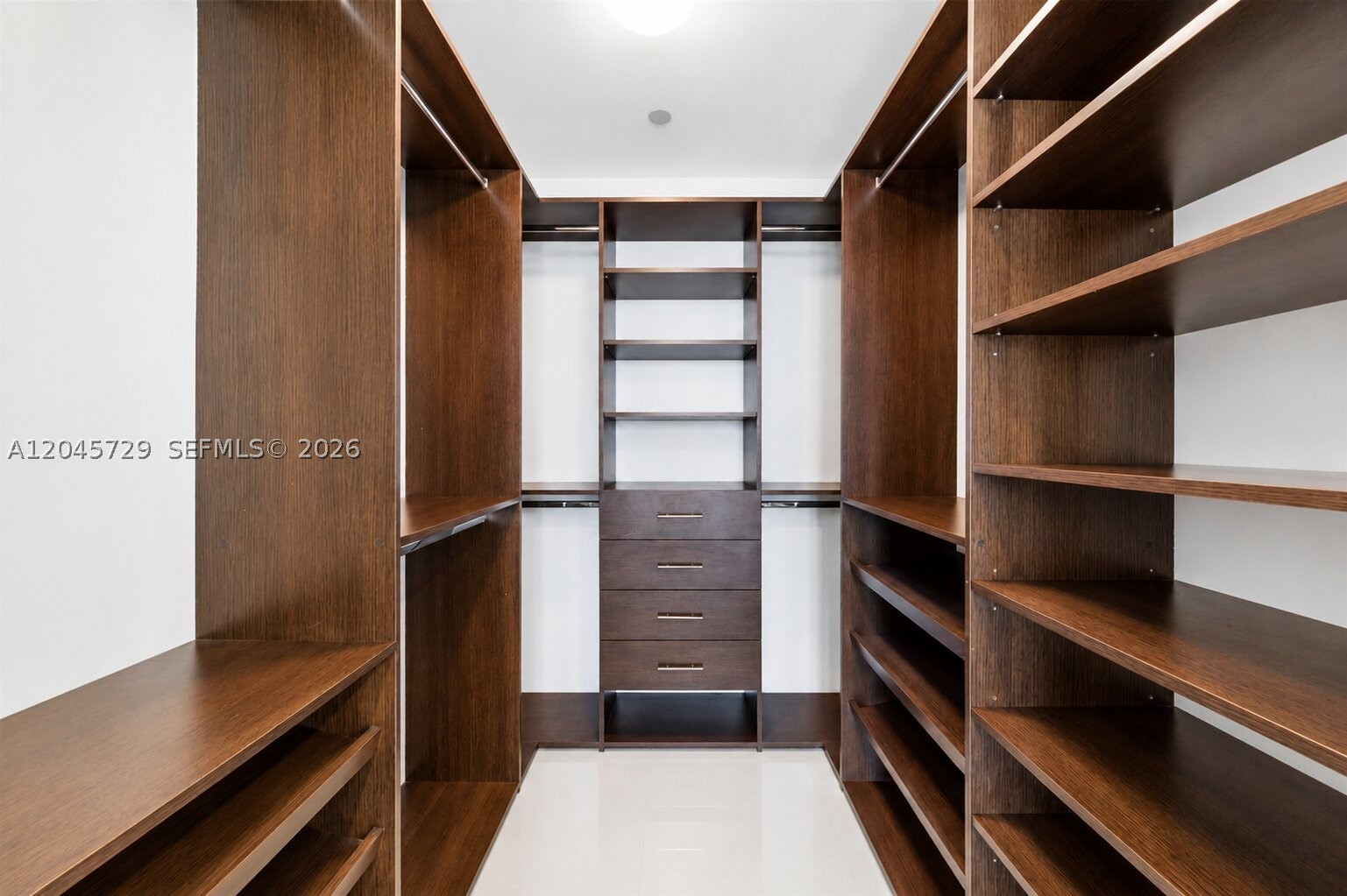 1100 Biscayne Blvd #4402, Miami FL 33132